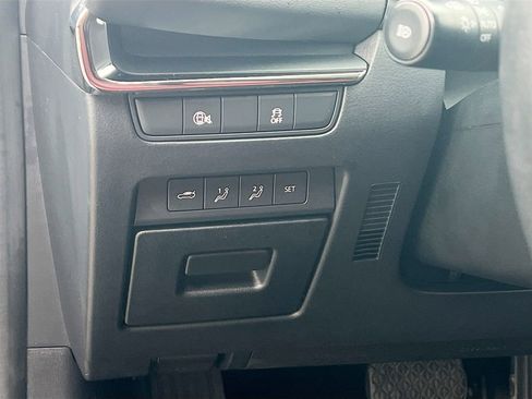 Used 2024 MAZDA MAZDA3 s image 10