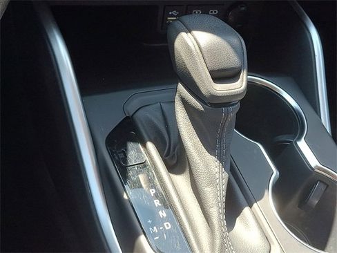 Used 2023 Toyota Highlander L image 14