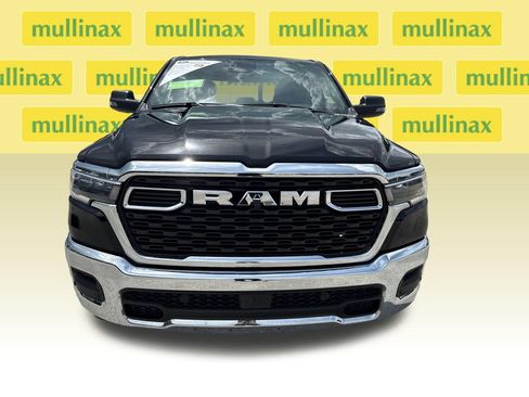 Used 2025 RAM 1500 Big Horn AWD/4WD image 11