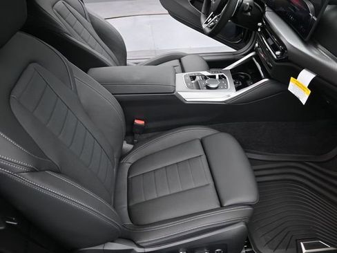 New 2026 BMW M440i Convertible image 25