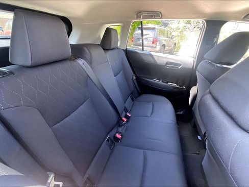 Used 2026 Toyota Corolla Cross LE image 19