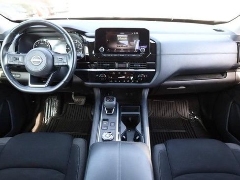 Certified 2025 Nissan Pathfinder SV AWD/4WD image 24