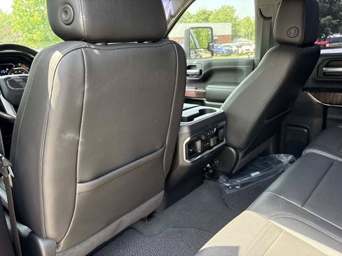 Used 2021 GMC Sierra 3500 Denali w/ Denali Ultimate Package AWD/4WD image 32