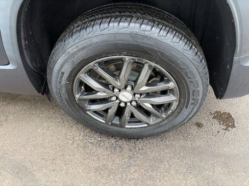Used 2019 GMC Acadia SLT w/ LPO, Floor Liner Package FWD image 48