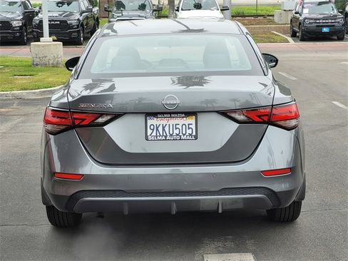 Used 2024 Nissan Sentra S image 6