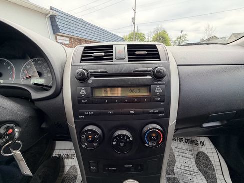 Used 2009 Toyota Corolla S image 9