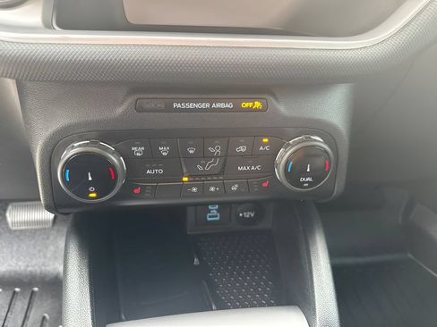 Used 2022 Ford Bronco Sport Outer Banks w/ Tech Package AWD/4WD image 14