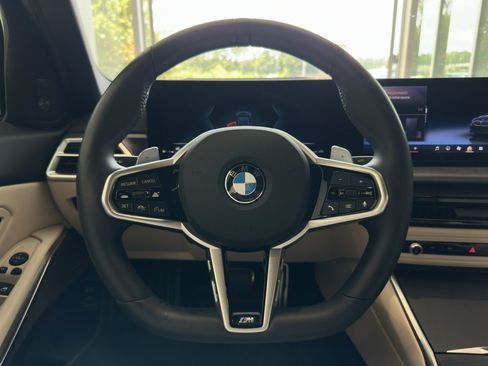 Used 2025 BMW 330i Sedan w/ M Sport Package RWD image 76