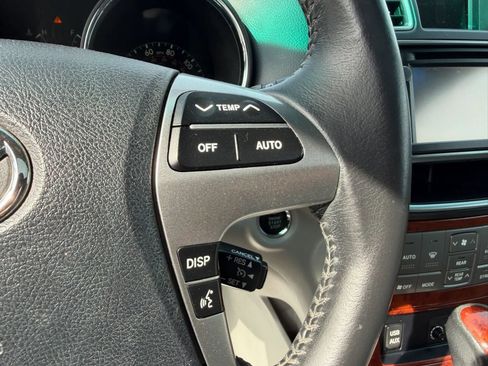 Used 2013 Toyota Highlander Limited FWD image 22