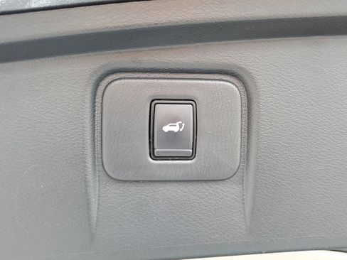 Used 2020 Nissan Murano Platinum w/ Cargo Package image 11