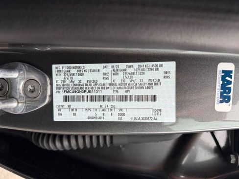 Used 2023 Ford Escape Active w/ Tech Pack #1 AWD/4WD image 37