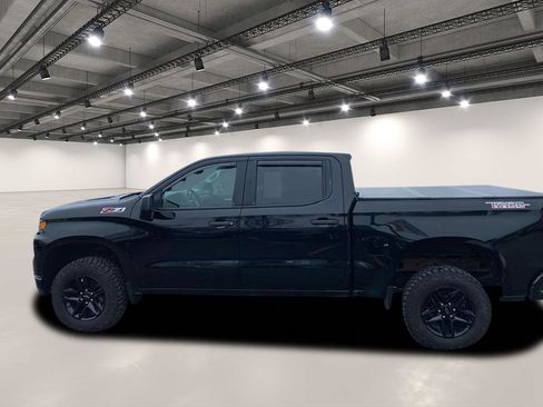 Used 2019 Chevrolet Silverado 1500 Custom Trail Boss w/ Custom Convenience Package image 4