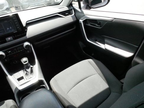 Used 2020 Toyota RAV4 LE w/ All Weather Liner Package AWD/4WD image 11
