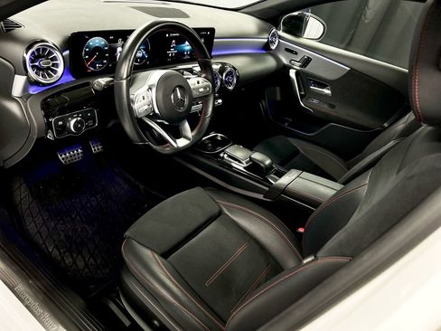 Used 2022 Mercedes-Benz A 220 4MATIC image 17