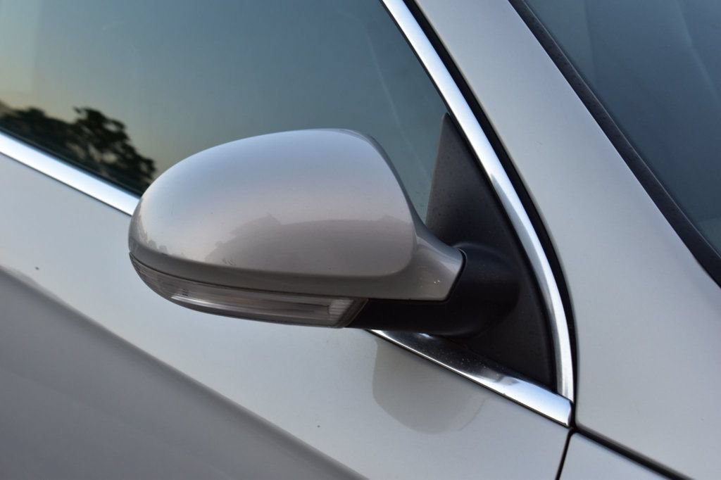 Used 2009 Volkswagen Passat Komfort FWD image 40