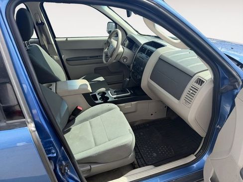 Used 2009 Ford Escape XLS AWD/4WD image 15