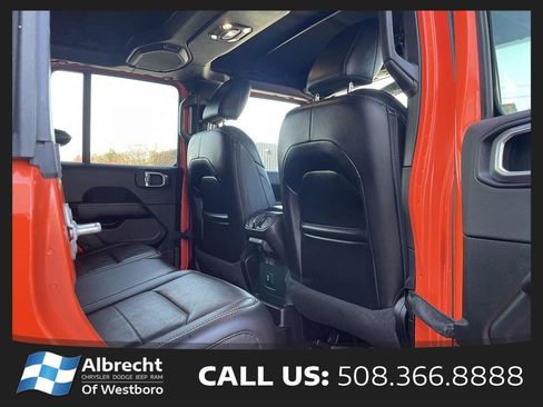 Used 2020 Jeep Wrangler Unlimited Sahara AWD/4WD image 16