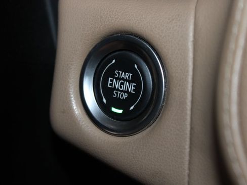 Used 2021 Chevrolet Tahoe Premier w/ Premium Package AWD/4WD image 27