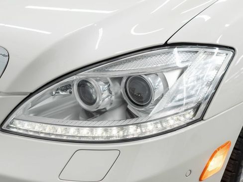 Used 2013 Mercedes-Benz S 550 4MATIC image 45