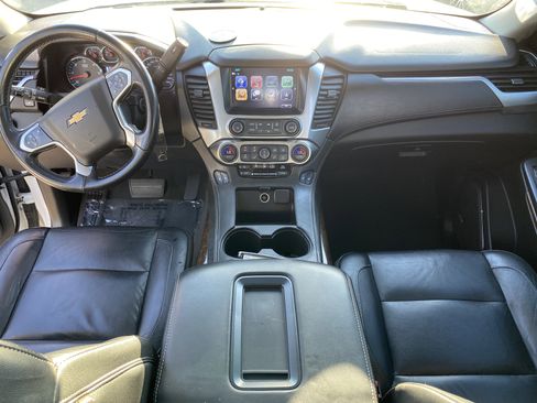 Used 2019 Chevrolet Suburban LT image 24