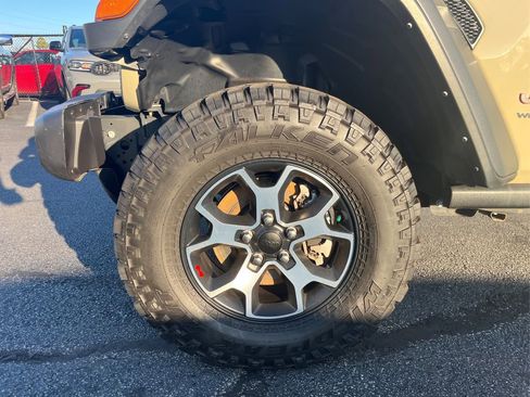 Used 2022 Jeep Wrangler Unlimited Rubicon w/ LED Lighting Group image 24