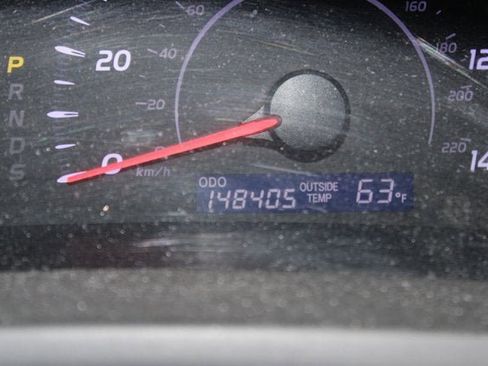 Used 2010 Toyota Camry image 8