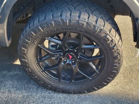 Used 2017 Ford F150 XLT w/ Equipment Group 302A Luxury image 10