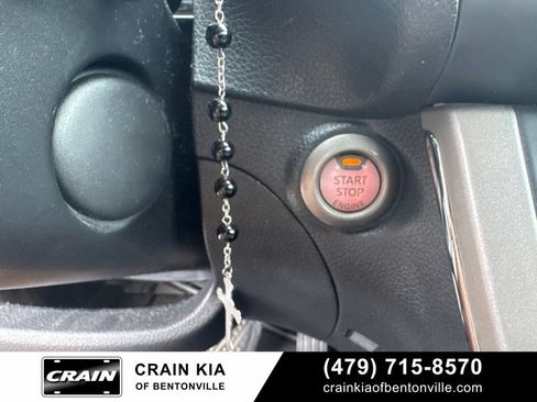 Used 2015 Nissan Sentra SV FWD image 20