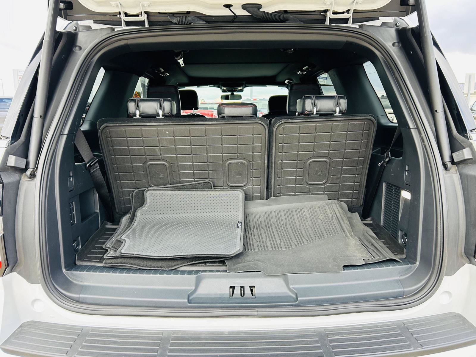 Used 2023 Ford Expedition Limited AWD/4WD image 36
