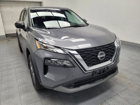 Used 2023 Nissan Rogue S FWD image 14