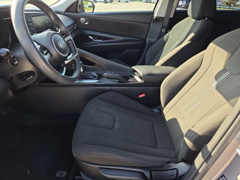 Used 2021 Hyundai Elantra SEL FWD image 15