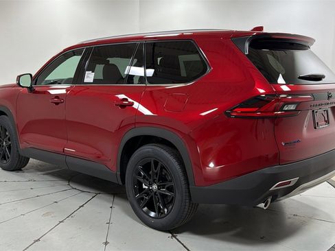 New 2026 Toyota Grand Highlander AWD Hybrid image 7