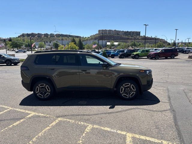 New 2026 Jeep Cherokee Laredo AWD/4WD image 5
