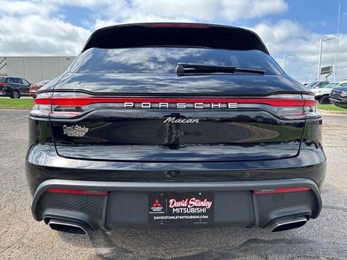 Used 2025 Porsche Macan Turbo AWD/4WD image 5