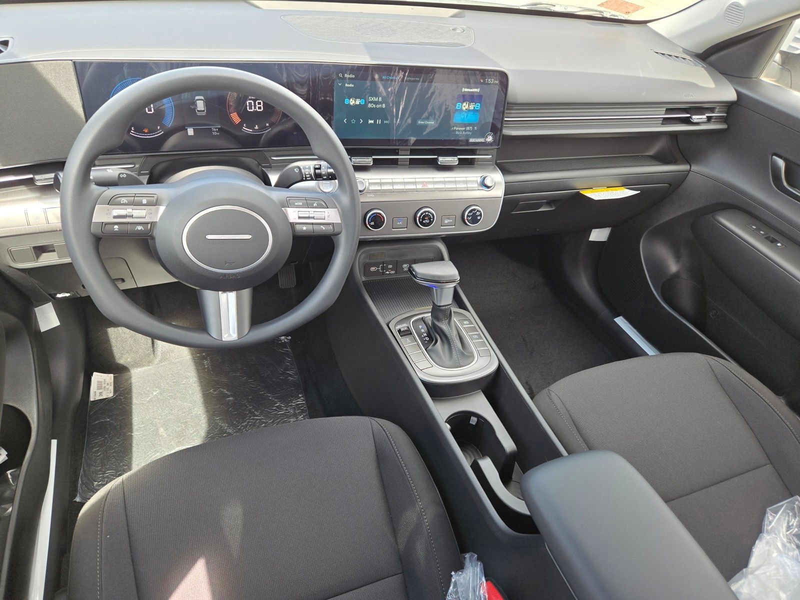 New 2027 Hyundai Kona SE AWD/4WD image 12