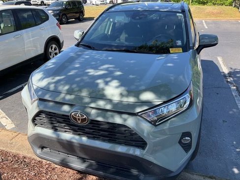 Used 2019 Toyota RAV4 XLE image 12