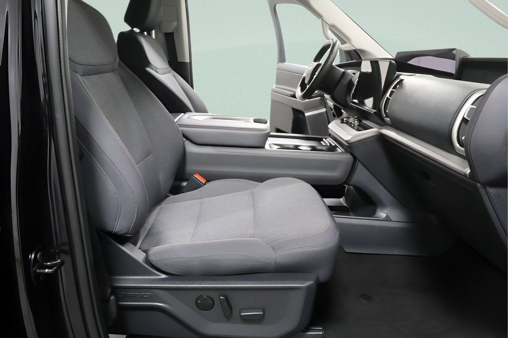 Used 2025 Ford Expedition Active AWD/4WD image 62