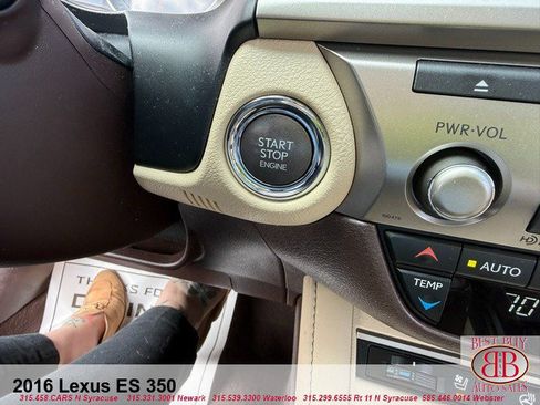 Used 2016 Lexus ES 350 w/ Luxury Package w/Wood Trim FWD image 31
