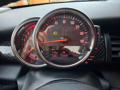 Used 2015 MINI Cooper S FWD image 25