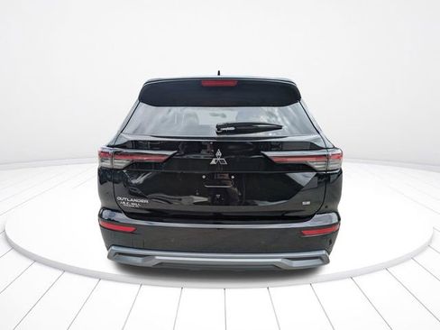 New 2026 Mitsubishi Outlander SE image 5