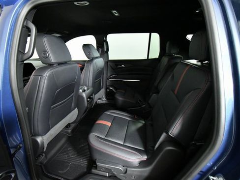 New 2026 Chevrolet Traverse RS image 24