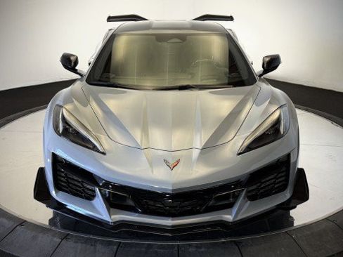 Used 2024 Chevrolet Corvette Z06 w/ Z07 Performance Package RWD image 20