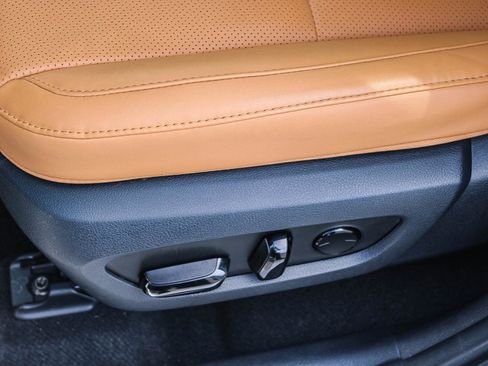 Used 2024 Lexus NX 350h AWD w/ Vision Package image 22