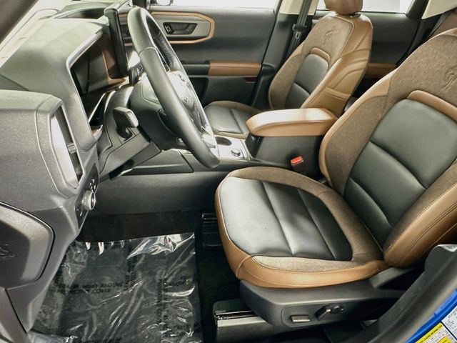 Used 2025 Ford Bronco Sport Outer Banks w/ Outer Banks Tech Package+ AWD/4WD image 9