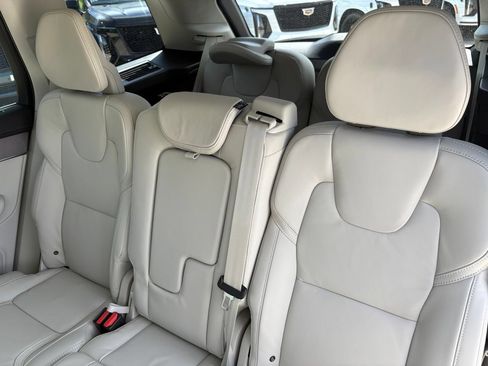 New 2026 Volvo XC90 T8 Ultra w/ Protection Package Premier AWD/4WD image 24