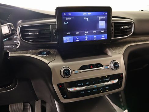 Used 2022 Ford Explorer Timberline image 5