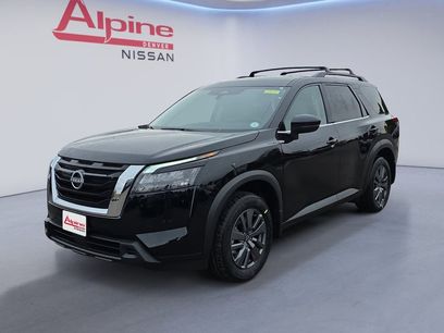 New 2025 Nissan Pathfinder SV w/ SV Premium Package