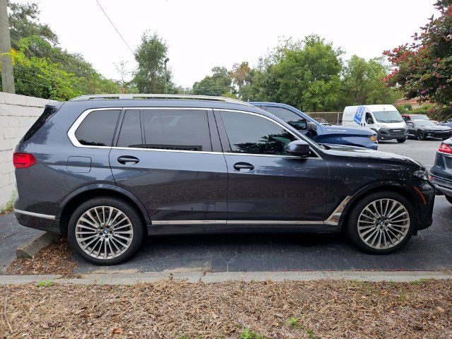 Used 2019 BMW X7 xDrive50i w/ Executive Package AWD/4WD image 5