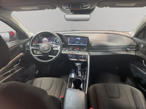 Used 2023 Hyundai Elantra SEL w/ Convenience Package FWD image 13