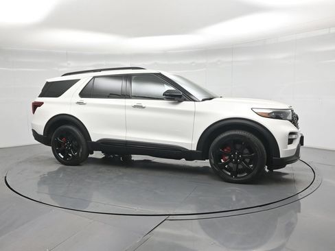 Certified 2023 Ford Explorer ST w/ Equipment Group 401A AWD/4WD image 24